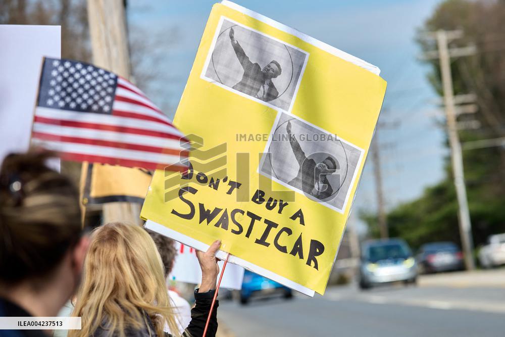 Tesla Takedown Global Day Of Action - Baltimore