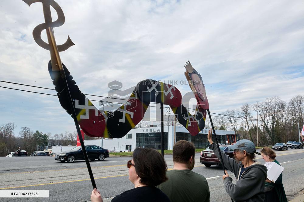 Tesla Takedown Global Day Of Action - Baltimore