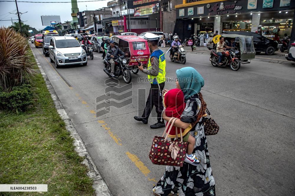 Indonesia's Annual 'Mudik' Exodus