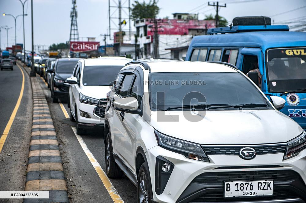 Indonesia's Annual 'Mudik' Exodus