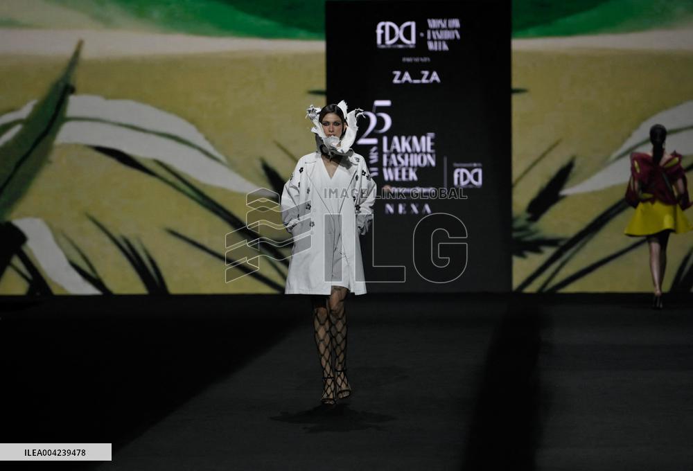 Lakme Fashion Week In Mumbai