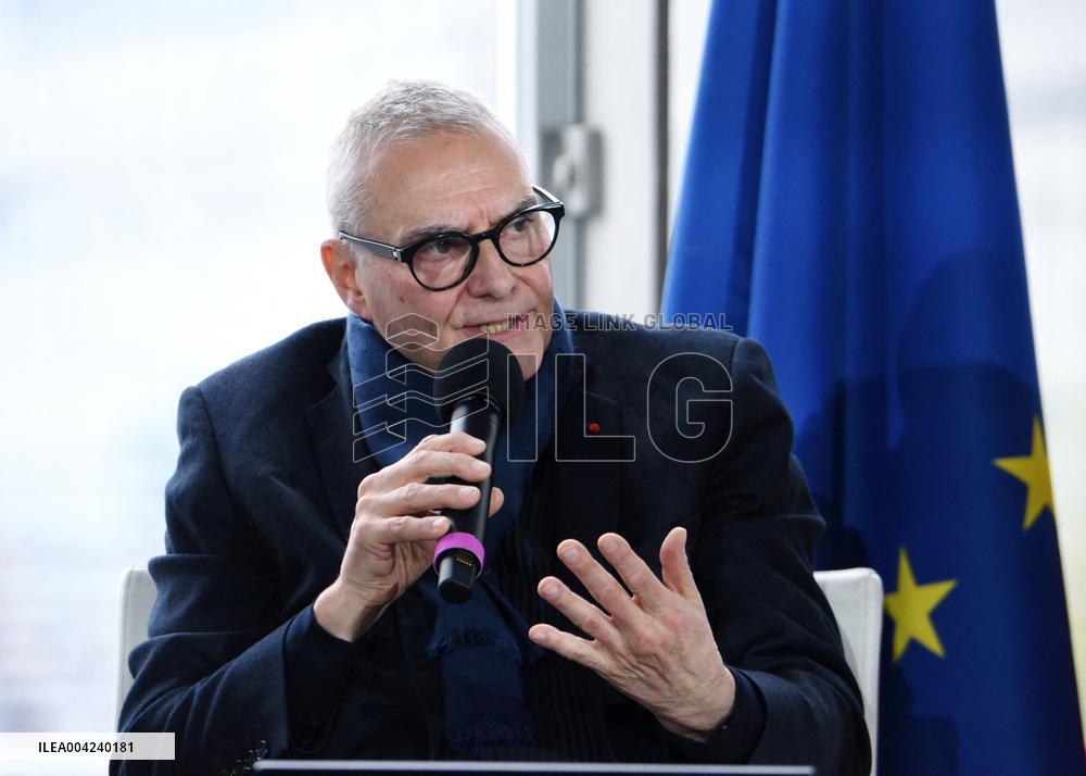 Celebrating 30 years of the Francois Mitterrand site of the BNF - Paris