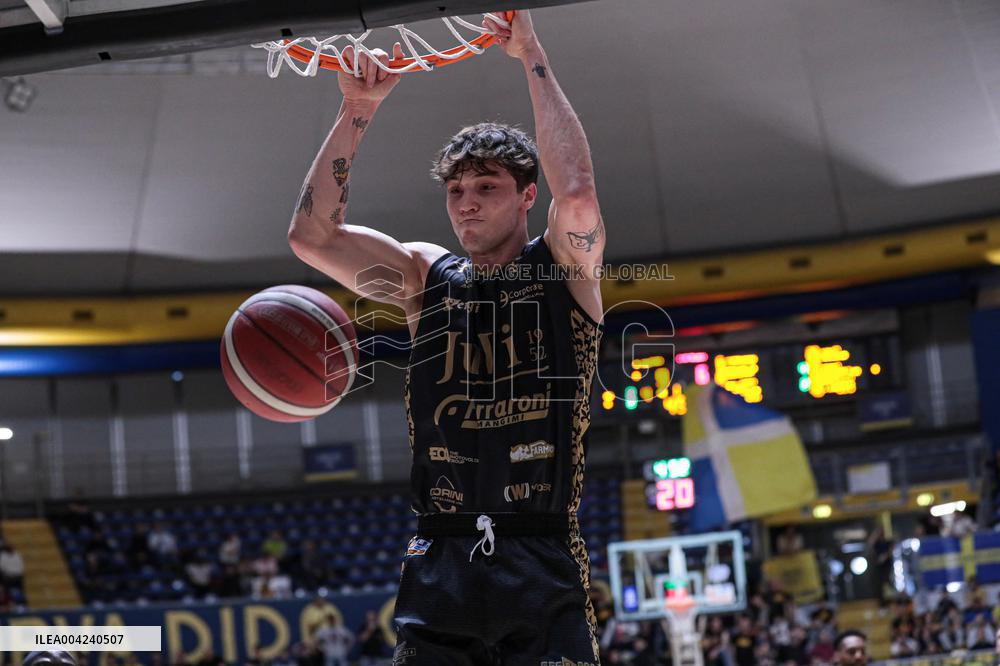 BASKET - Serie A2 - Reale Mutua basket Torino vs Juventus Cremona