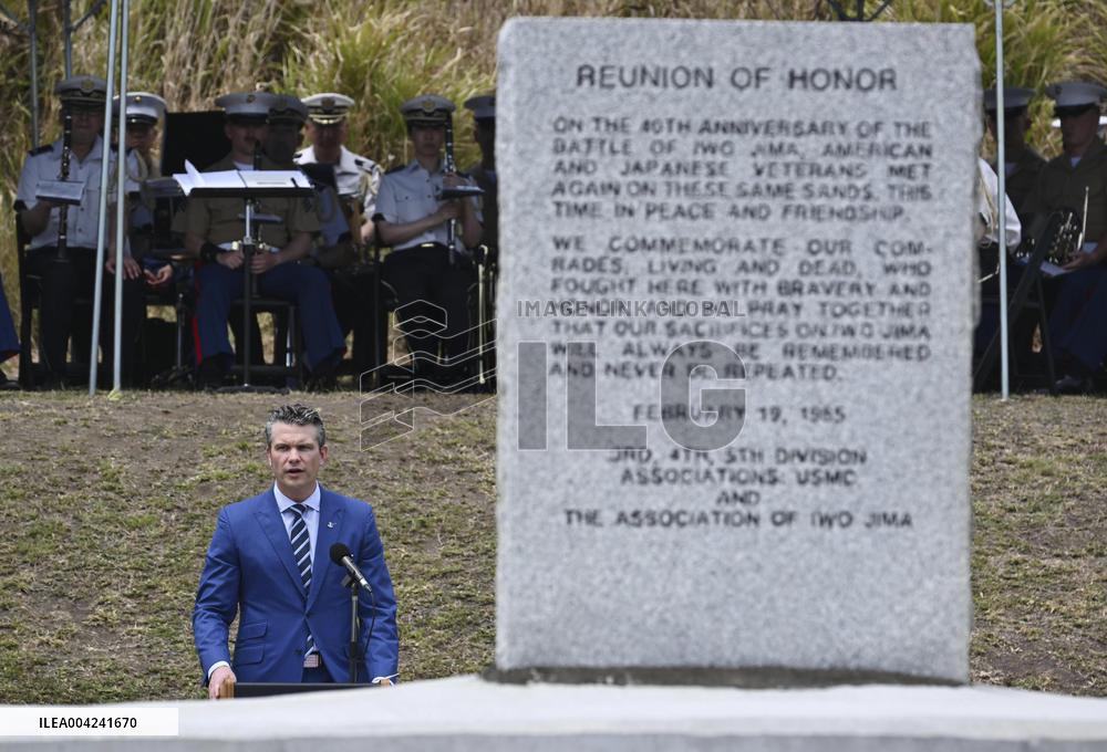 Memorial ceremony on Iwoto Island