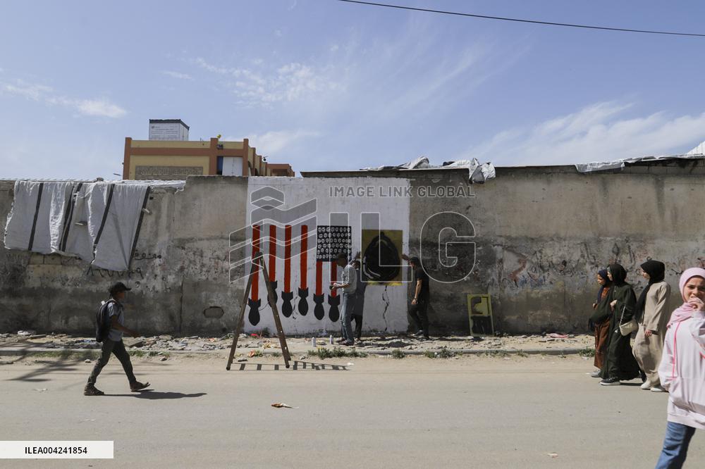 Walls of Gaza Speak Against U.S. Arms
