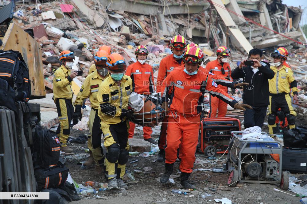 Rescue Search For Survivors Three Days After Quake - Myanmar