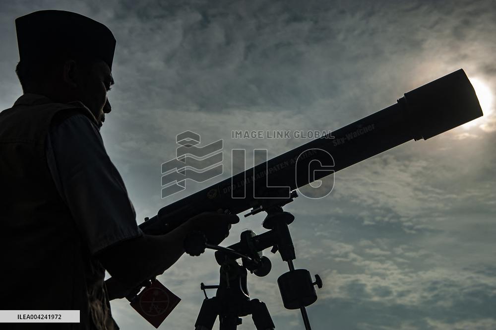 The End Of Ramadan 2025 Marks Eid Mubarak 1446 H - Indonesia