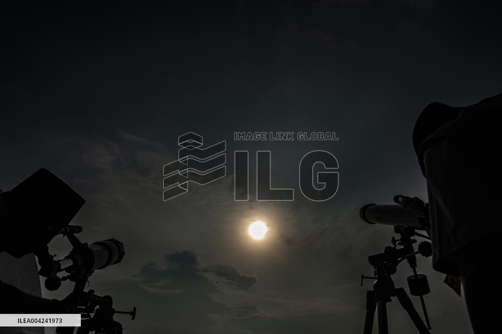 The End Of Ramadan 2025 Marks Eid Mubarak 1446 H - Indonesia