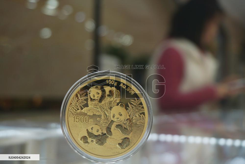 International Spot Gold Prices