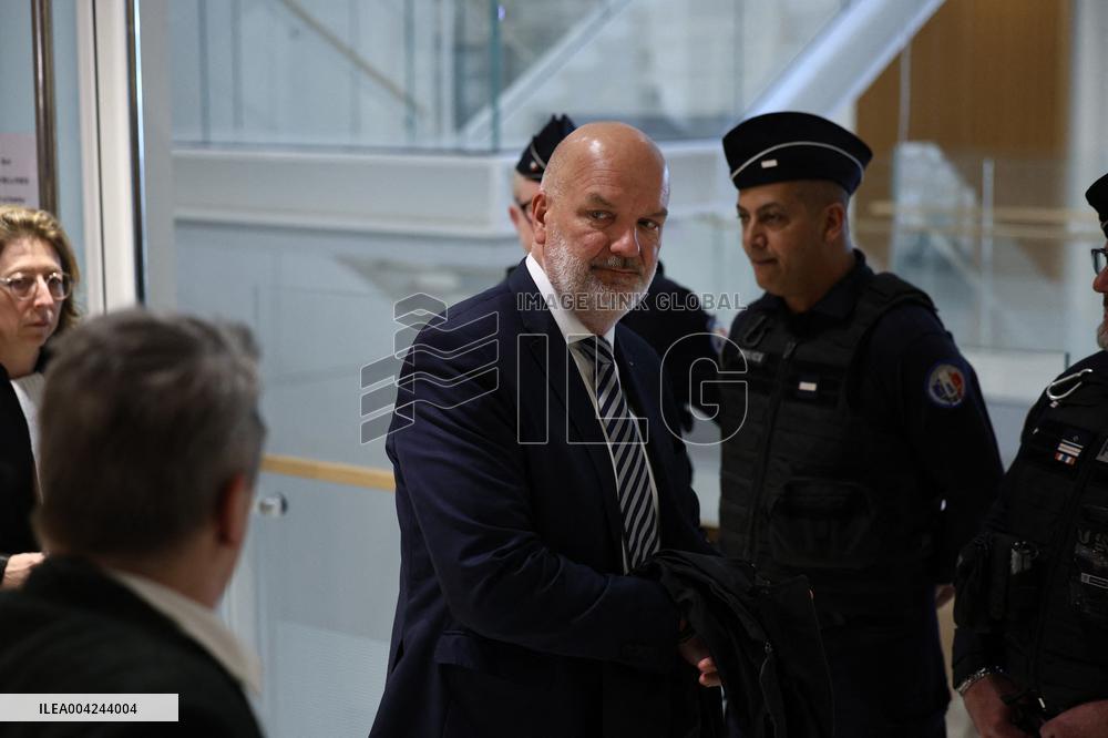 Le Pen RN Party leaves her Trial Verdict for EU Fund Embezzlement - Paris