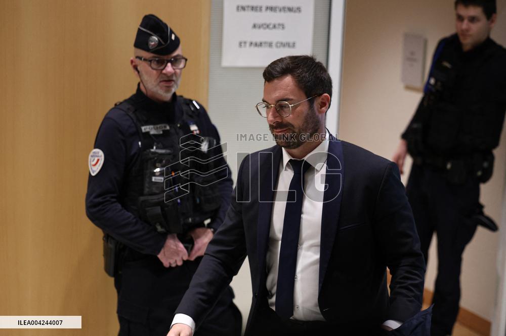 Le Pen RN Party leaves her Trial Verdict for EU Fund Embezzlement - Paris