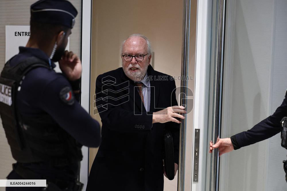 Le Pen RN Party leaves her Trial Verdict for EU Fund Embezzlement - Paris