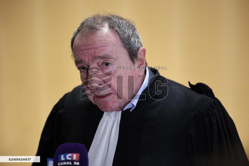 Le Pen RN Party Leaves Trial Verdict For Eu Fund Embezzlement - Paris