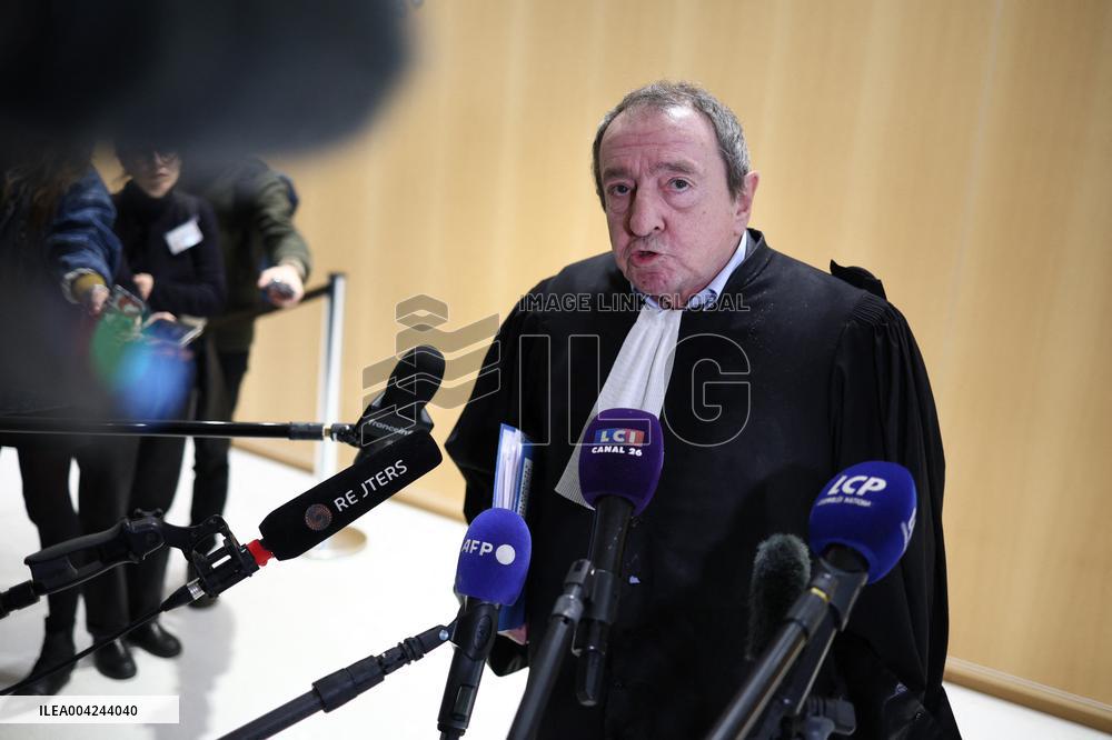 Le Pen RN Party Leaves Trial Verdict For Eu Fund Embezzlement - Paris