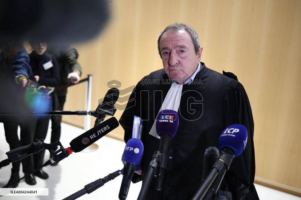 Le Pen RN Party Leaves Trial Verdict For Eu Fund Embezzlement - Paris