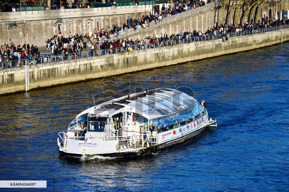 First Rays of Spring Along the Seine - Paris