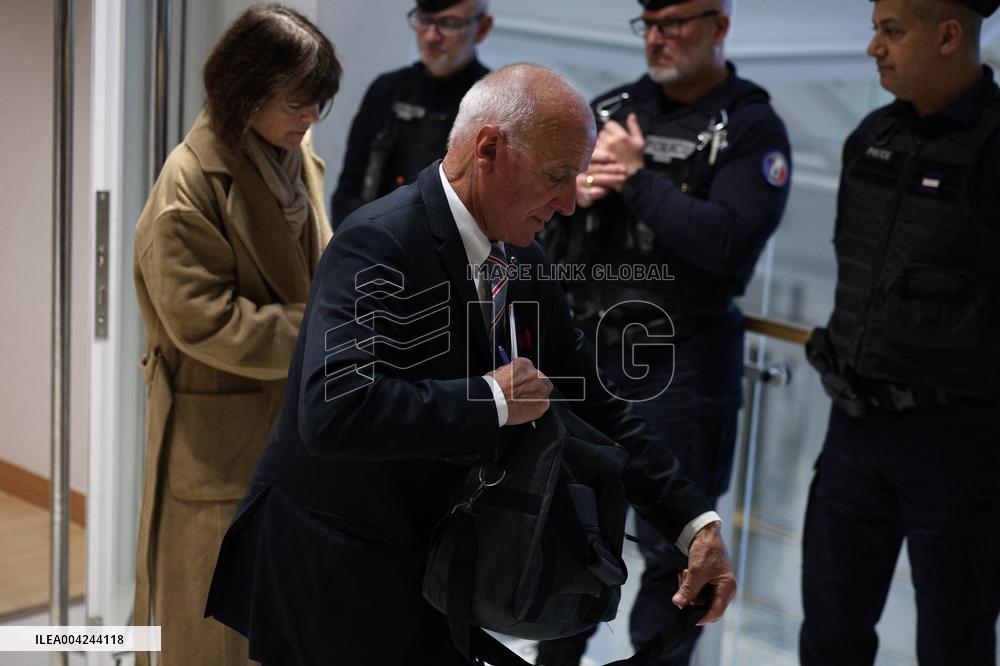 Le Pen RN Party Leaves Trial Verdict For EU Fund Embezzlement - Paris