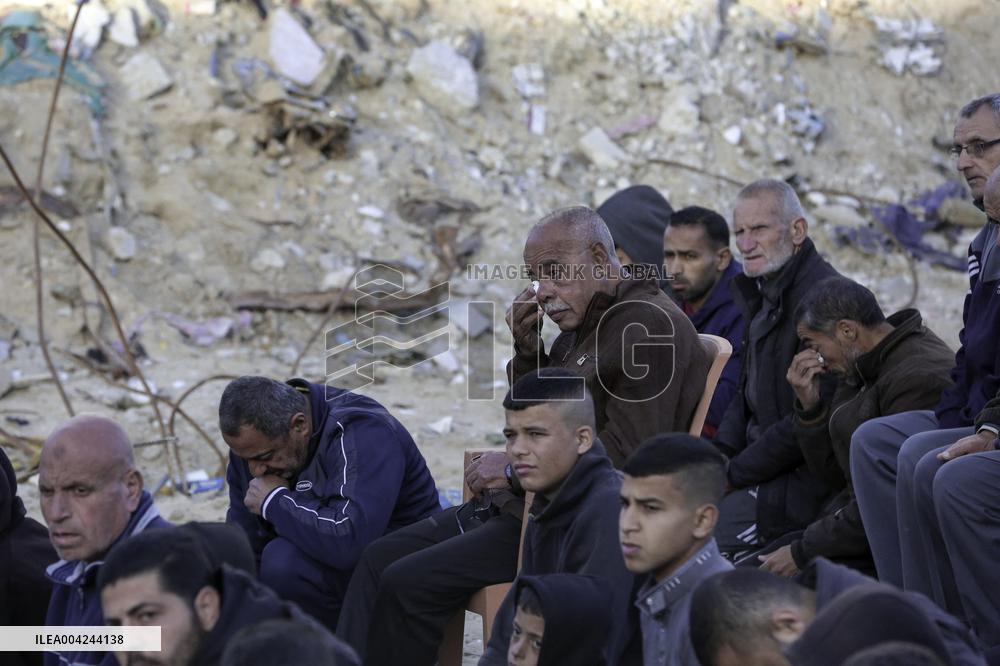 Palestinians Celebrate Eid al Fitr among the rubbles - Gaza