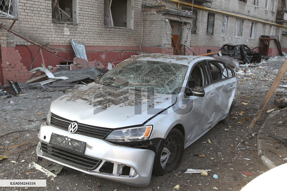 Russian drone strikes outside Dnipro apartment block