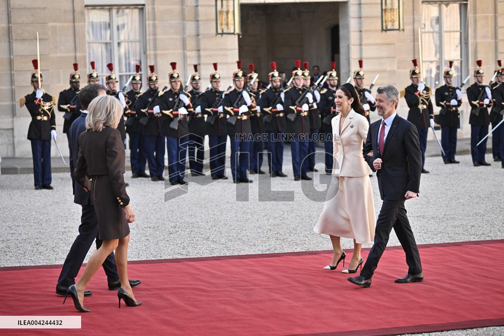 King And Queen Of Denmark Received At Elysee - Paris