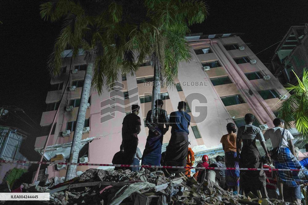 Rescue teams work in Mandalay - Myanmar