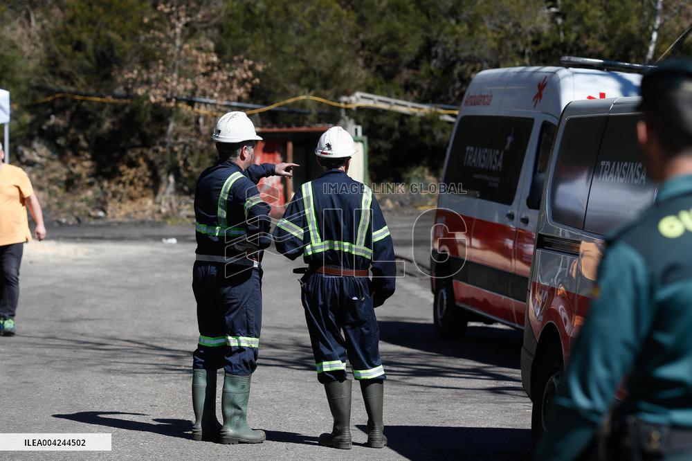At Least 5 Dead After Mine Explosion in Northern Spain