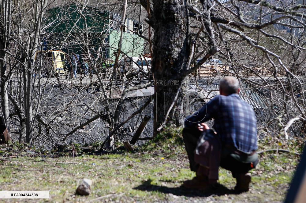 At Least 5 Dead After Mine Explosion in Northern Spain