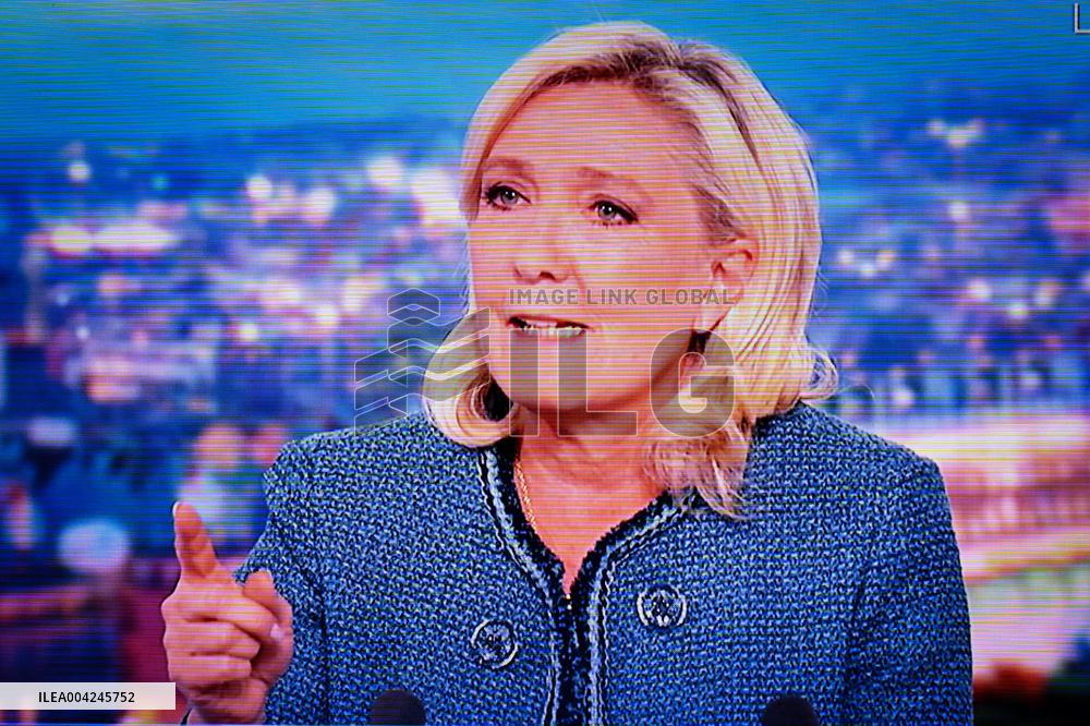 Marine Le Pen is the guest on TF1's after her political inegibility