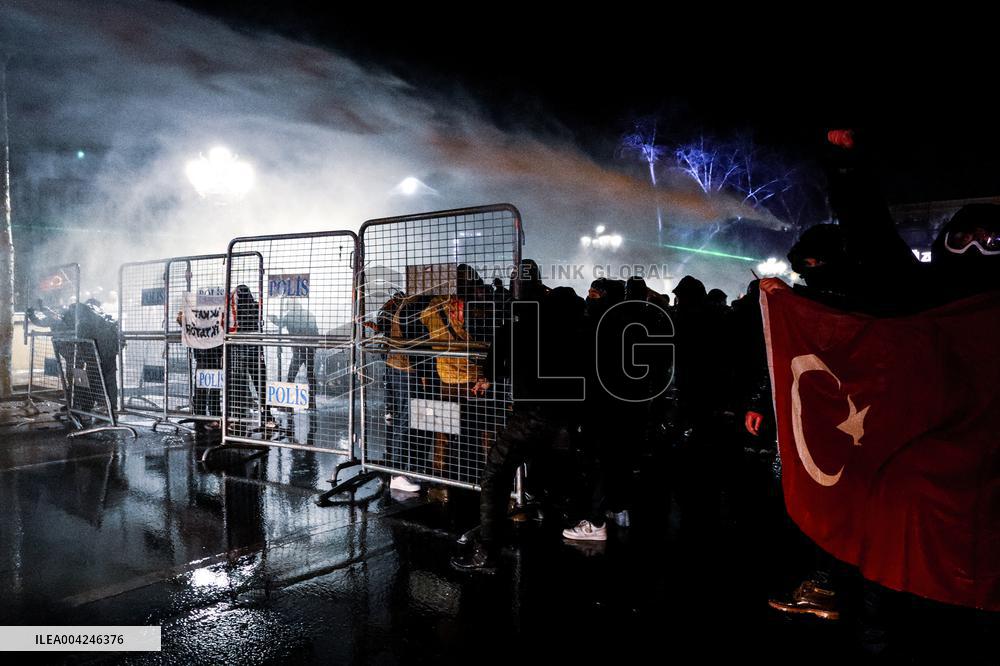 Protest in Ankara over jailing of Erdogan's main rival