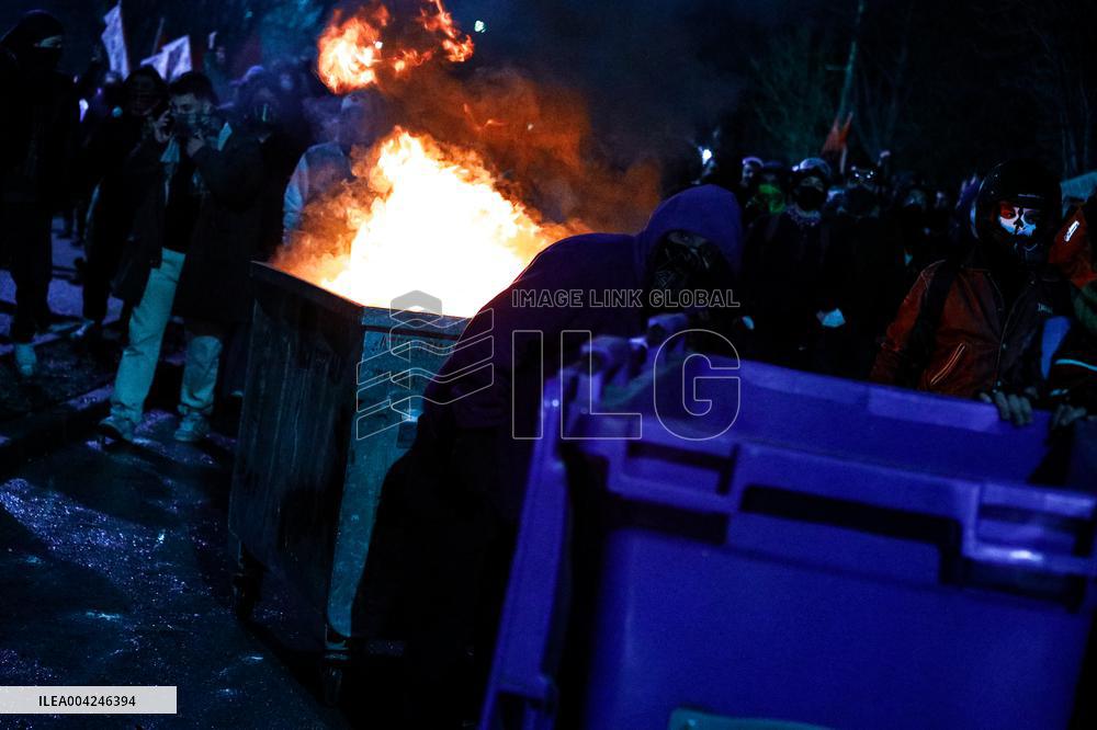 Protest in Ankara over jailing of Erdogan's main rival