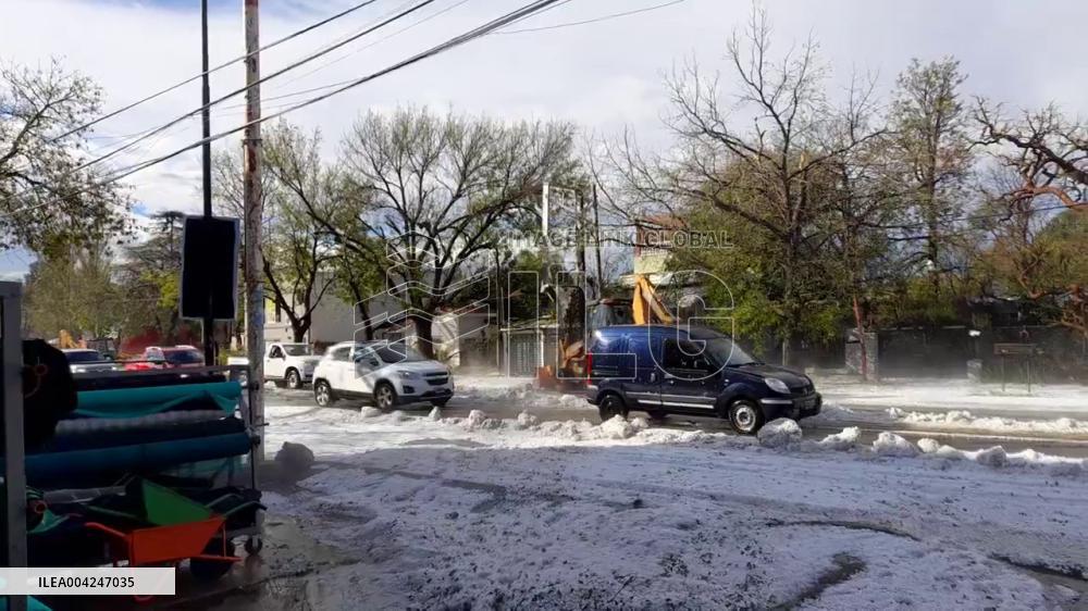 Argentina: Powerful Storms Bring Damaging Hail to Santa Fe