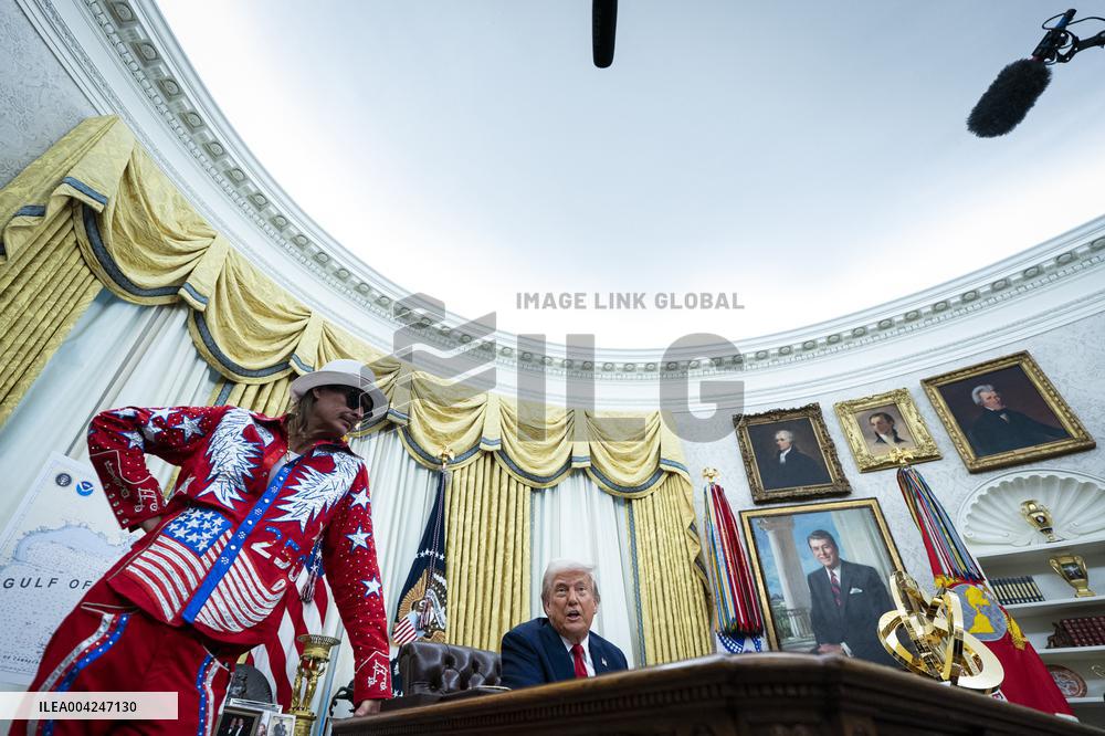 Kid Rock Joins Trump For Order Targeting Entertainment Industry Competition - DC