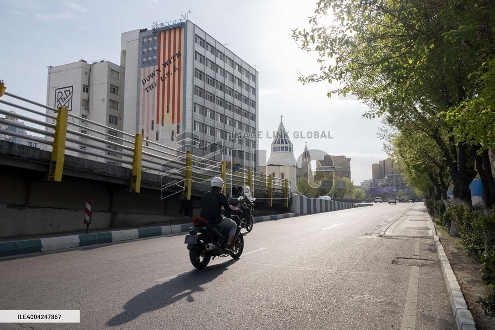 Anti-US Mural in Tehran