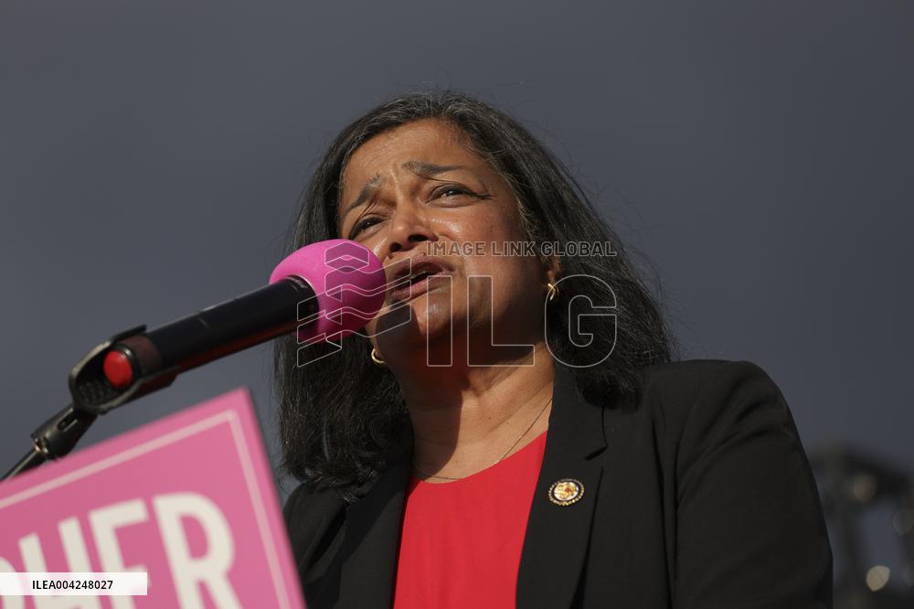 Trans Day of Visibility Rally Near US Capitol