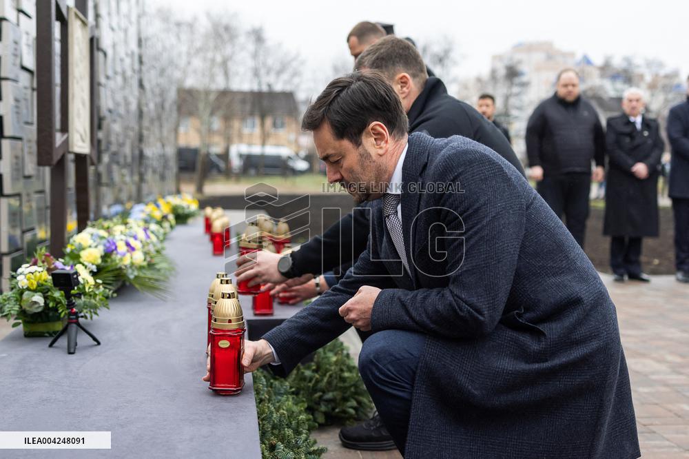 Volodymyr Zelensky and First Lady Commemorate Buchas Liberation Anniversary - Bucha