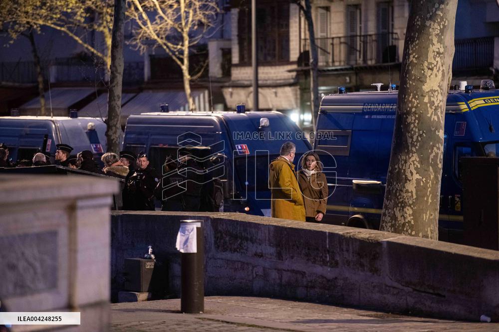 Police Clear Migrant Camp Along Seine After Gaite Lyrique Eviction - Paris