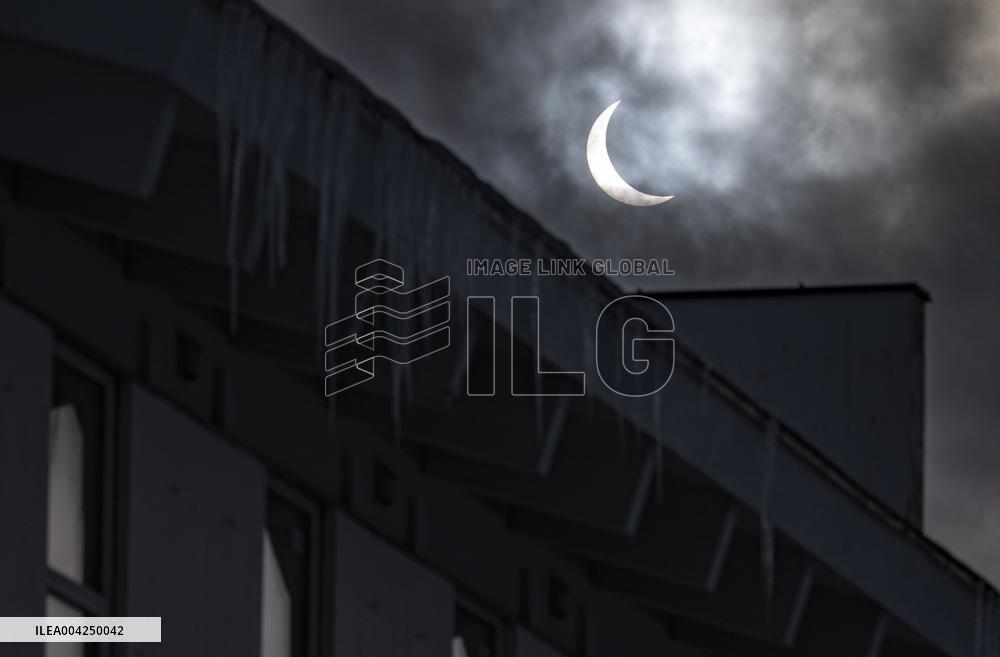 SOLAR ECLIPSE NUUK GREENLAND