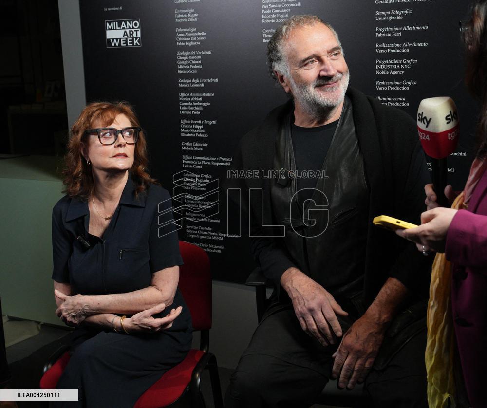 Susan Sarandon Joins Fabrizio Ferri for Breath Taking at Milan Art Week - Milan