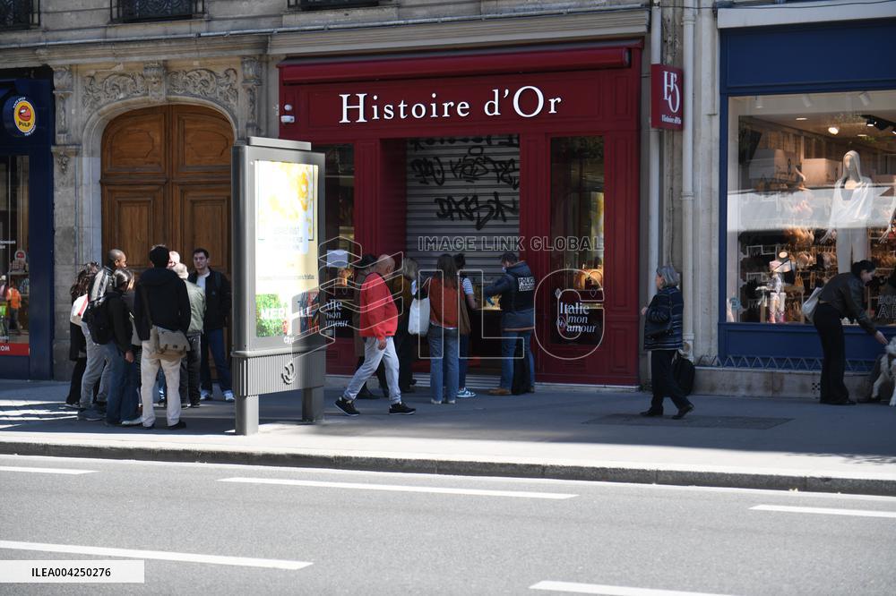 Jewelry Heist at Histoire d'Or in Paris