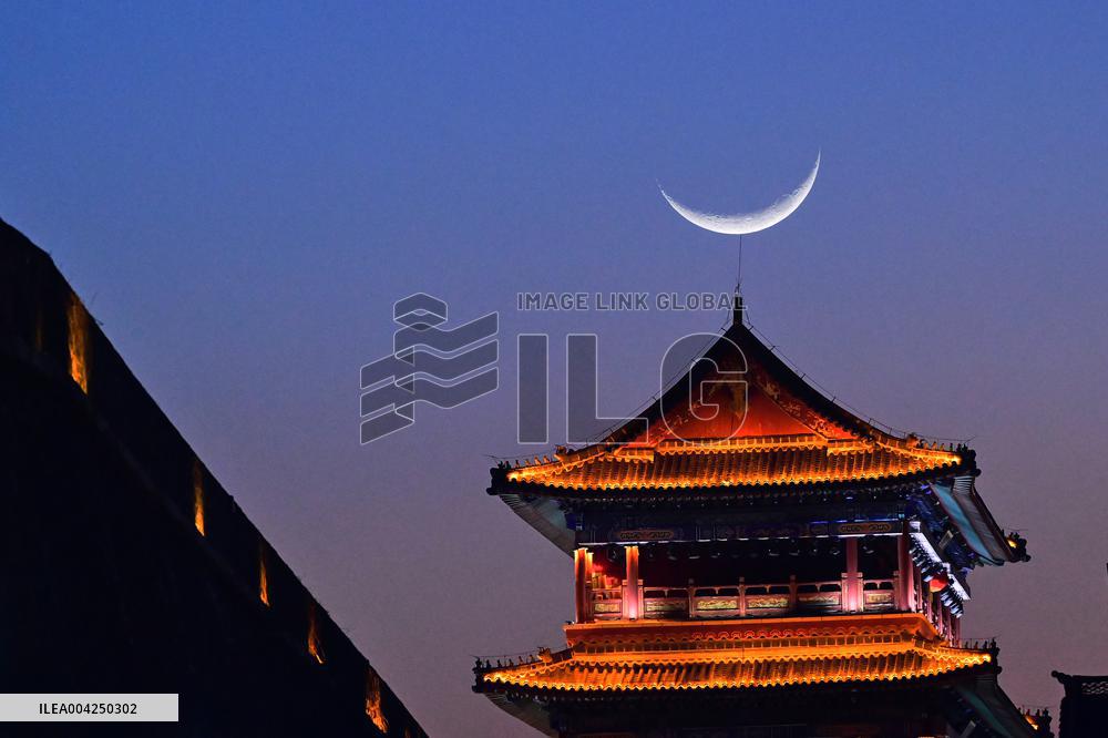 largest Waxing Crescent Moon in Qingzhou