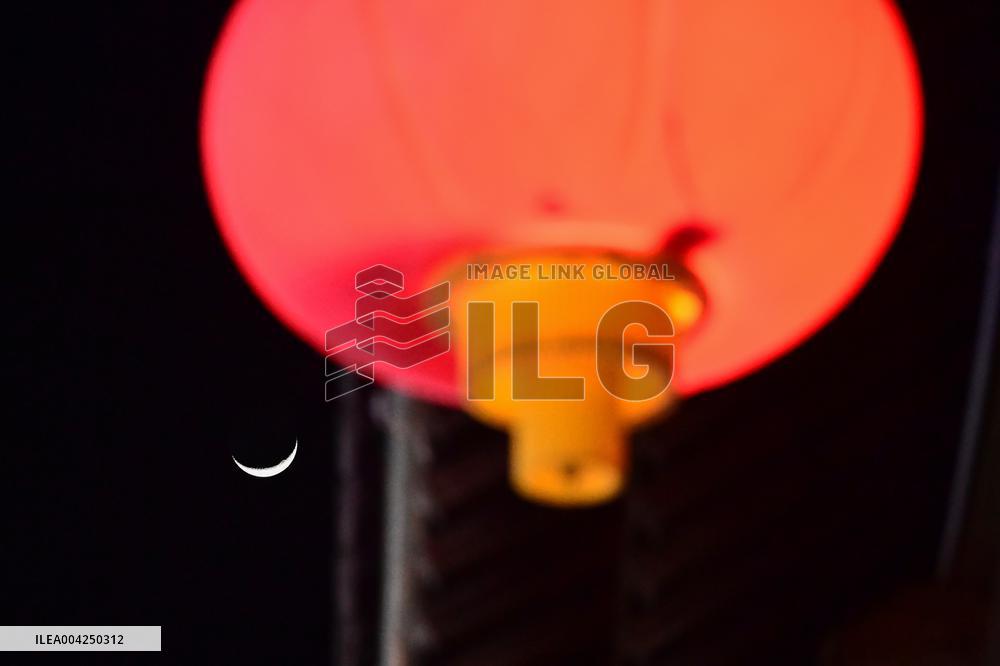 largest Waxing Crescent Moon in Qingzhou