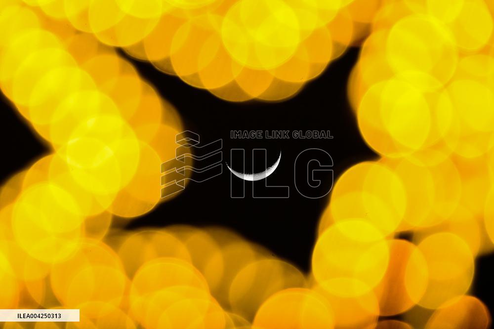 largest Waxing Crescent Moon in Qingzhou