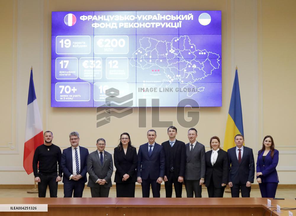 Agreements in healthcare signed between France and Ukraine as part of reconstruction program