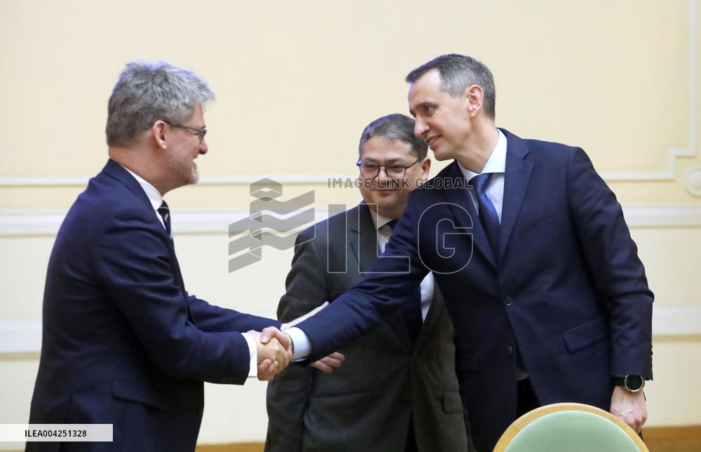 Agreements in healthcare signed between France and Ukraine as part of reconstruction program