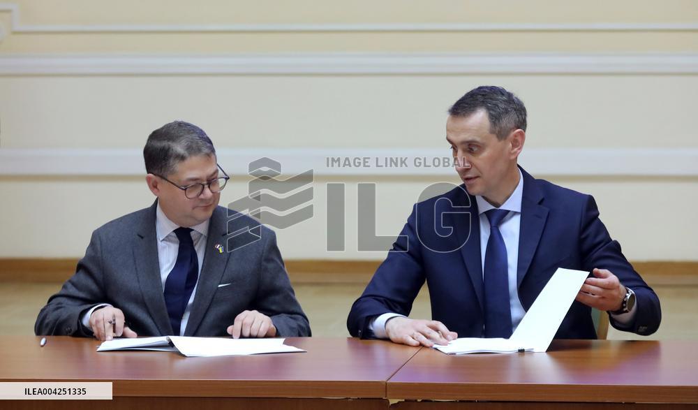 Agreements in healthcare signed between France and Ukraine as part of reconstruction program