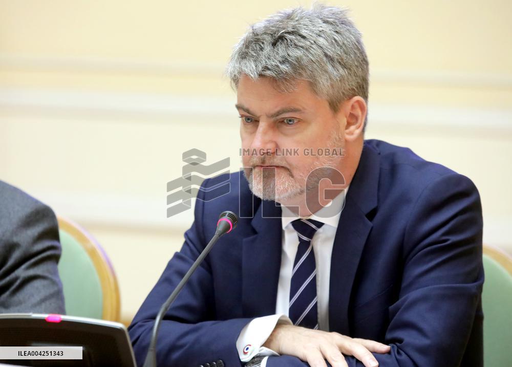 Agreements in healthcare signed between France and Ukraine as part of reconstruction program