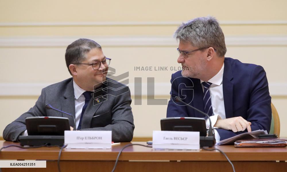 Agreements in healthcare signed between France and Ukraine as part of reconstruction program