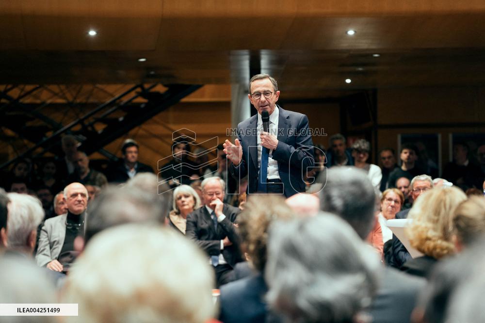 Bruno Retailleau meeting for the presidency of the Les Republicans group - Paris AJ