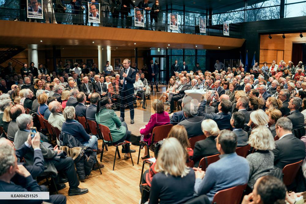 Bruno Retailleau meeting for the presidency of the Les Republicans group - Paris AJ