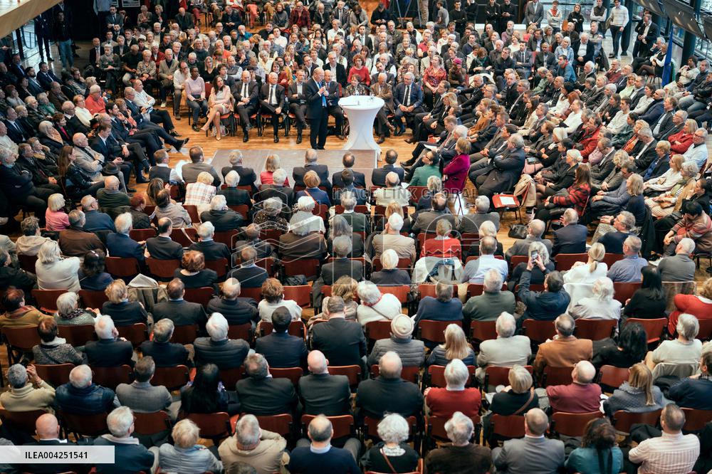 Bruno Retailleau meeting for the presidency of the Les Republicans group - Paris AJ